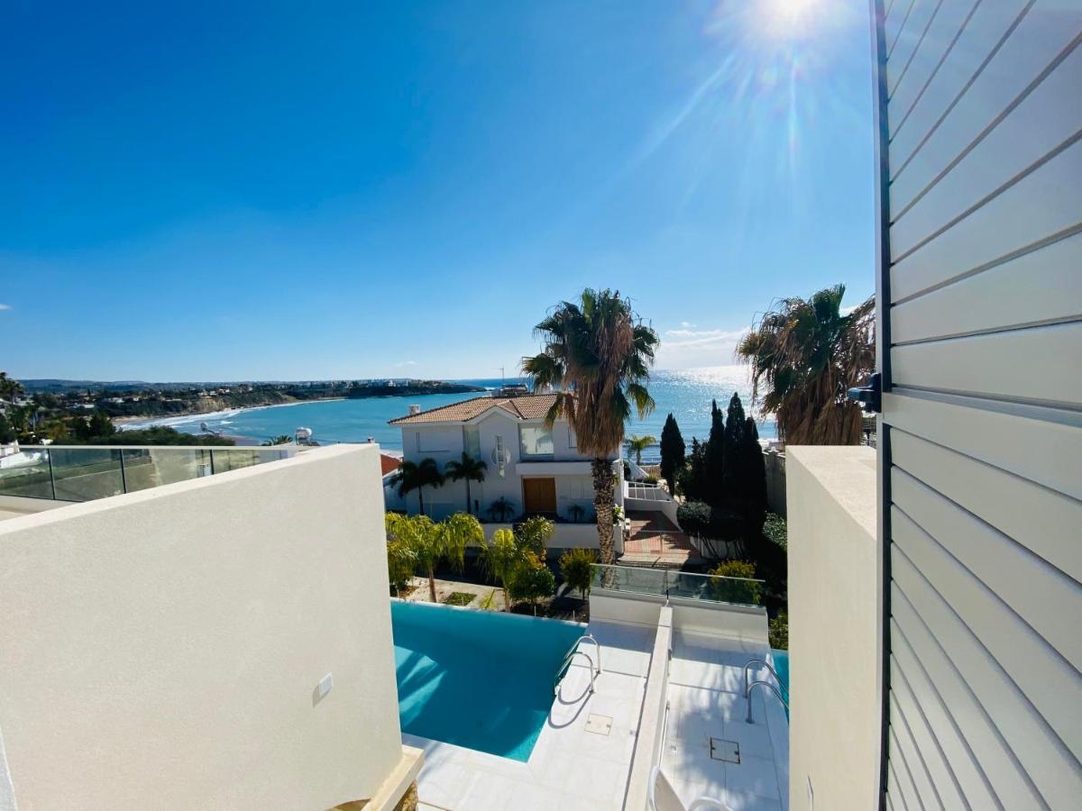 Coral Bay Beach Villa Пафос Экстерьер фото