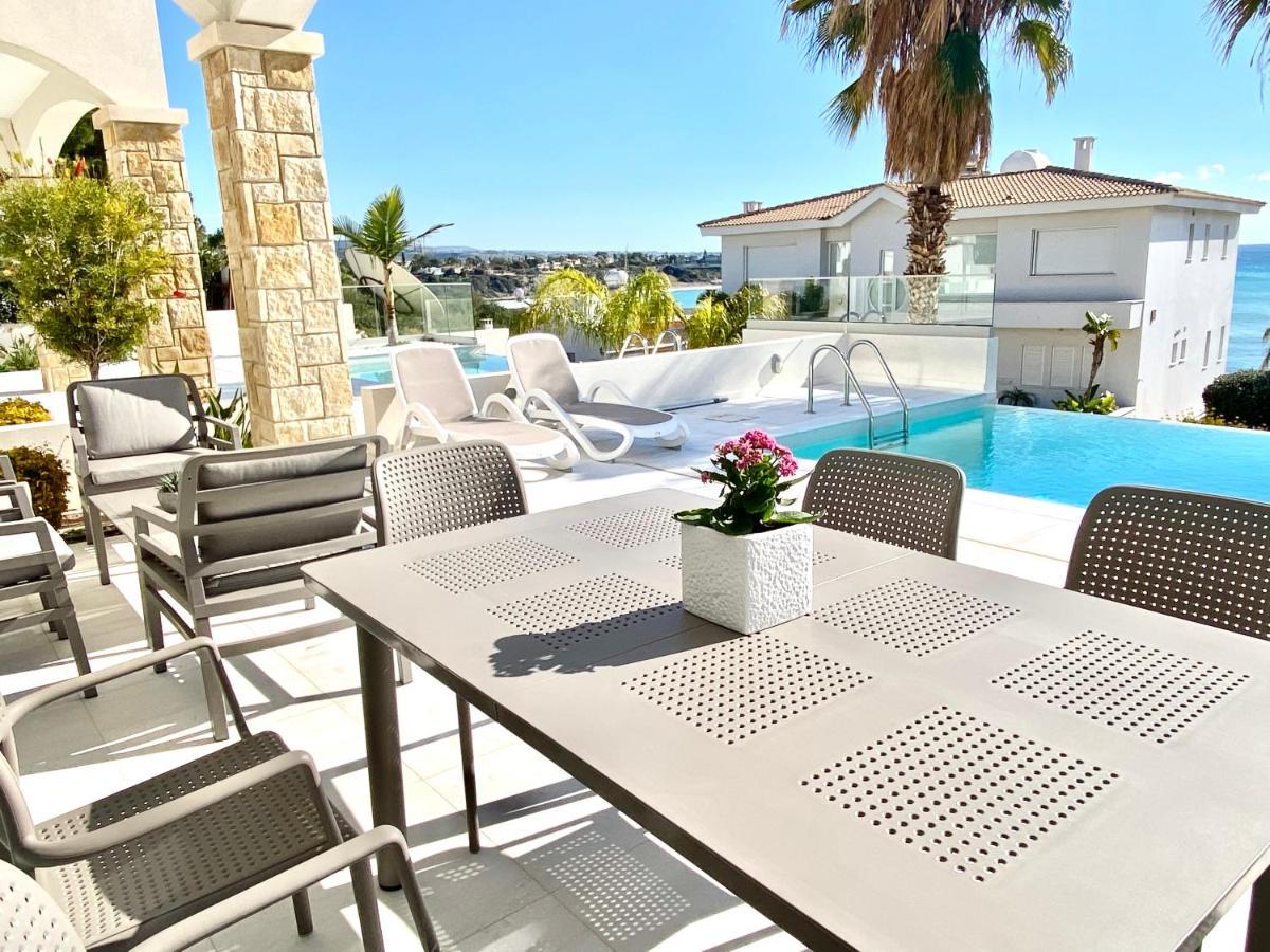 Coral Bay Beach Villa Пафос Экстерьер фото