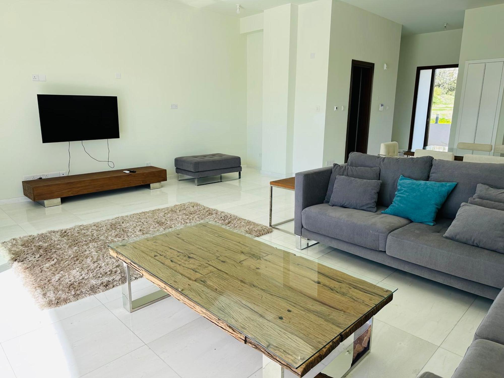 Coral Bay Beach Villa Пафос Экстерьер фото