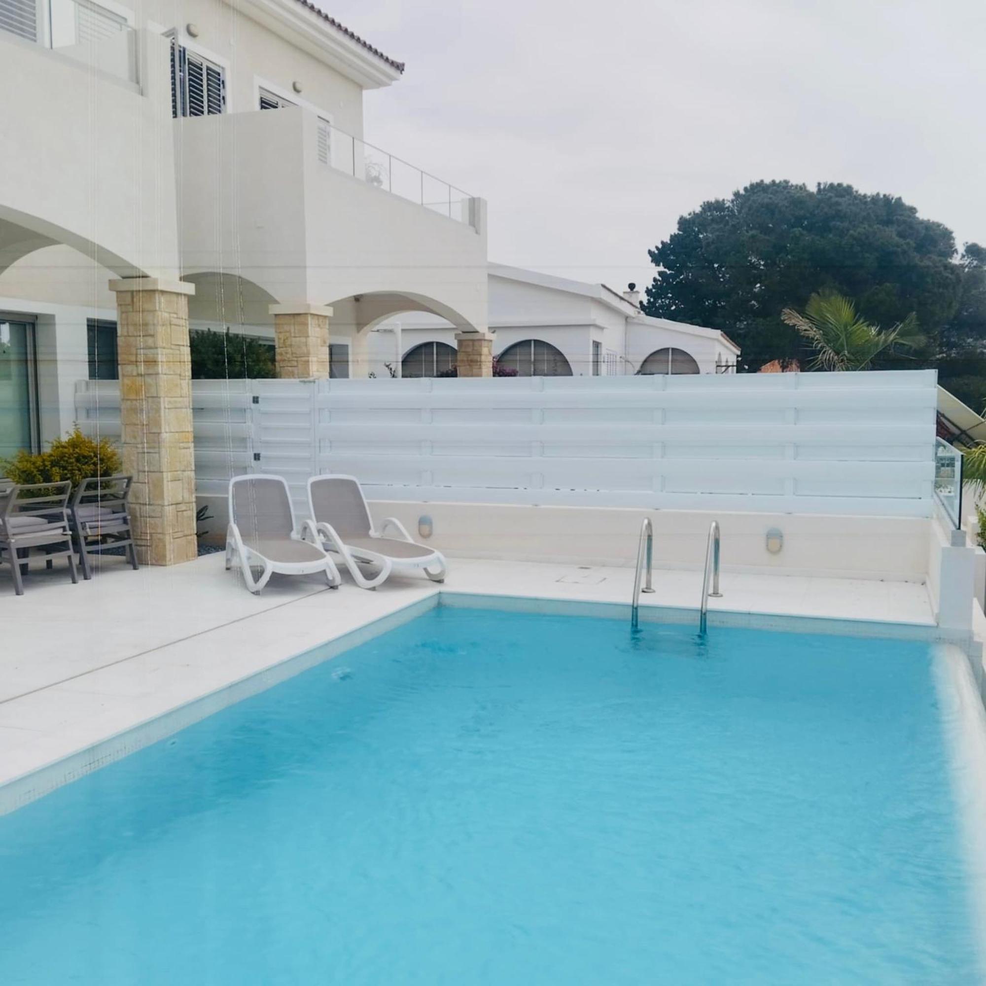 Coral Bay Beach Villa Пафос Экстерьер фото